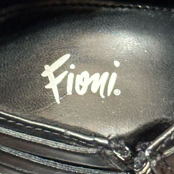 Fioni Black & Gold Heeled Boots | Women Size 7 ½ - Picture 12 of 12